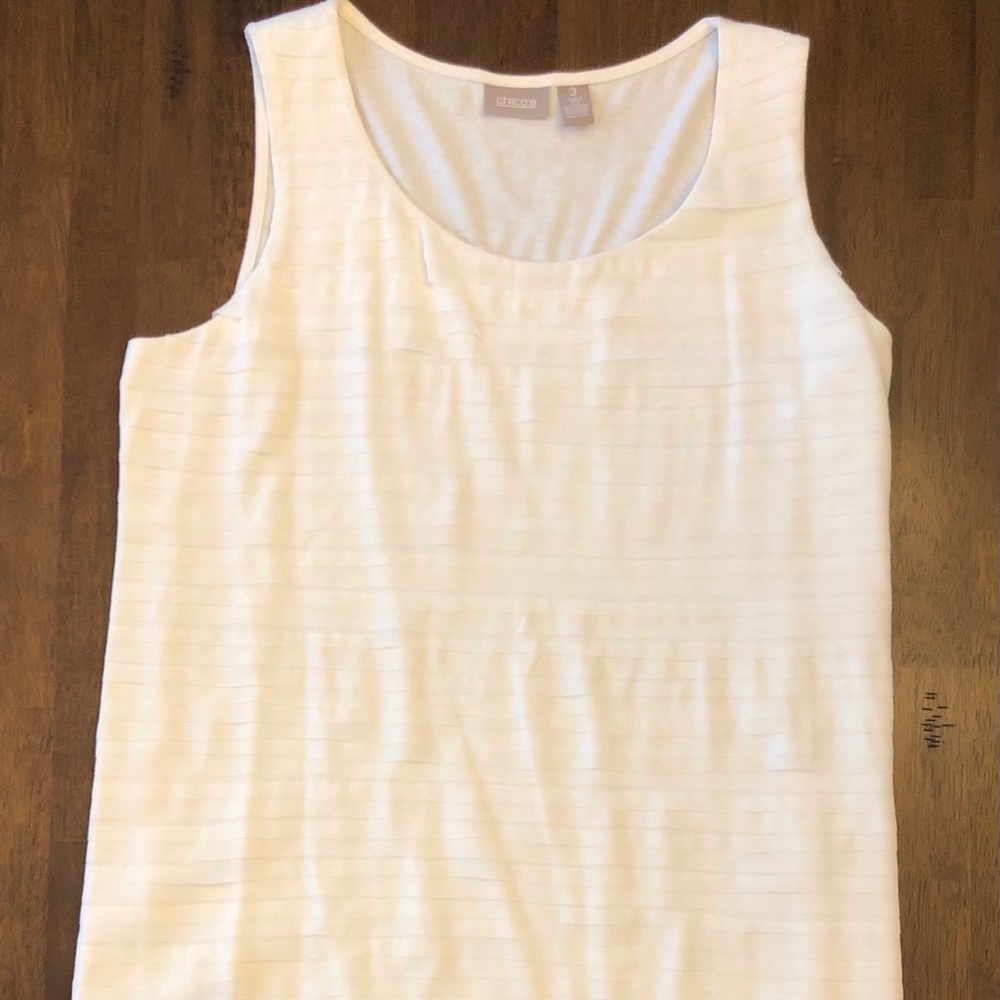 🕊 Casual white tank with a shear layer front 🕊